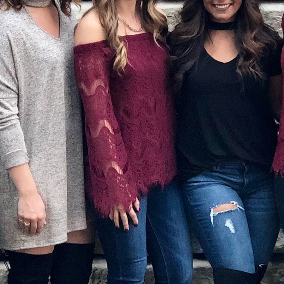 Off the shoulder maroon lace top - Picture 1 of 5